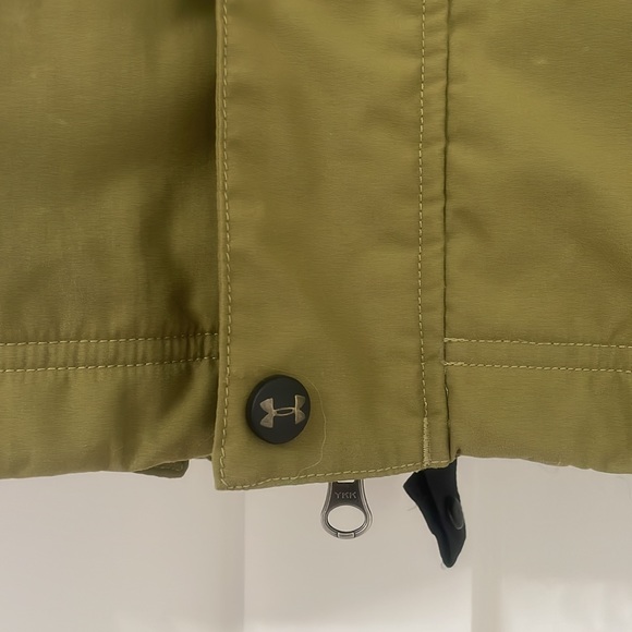 Under Armour Cold Gear/Stormproof Ski Jacket.  Men’s Medium. - Picture 4 of 14